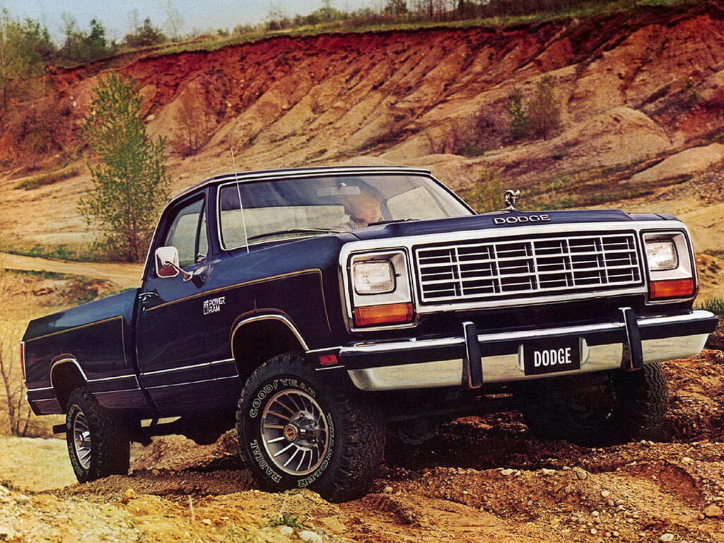 Dodge Ram 1 поколение, пикап (10.1980 - 07.1985)